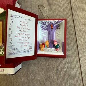 Vintage Hallmark Keepsake Ornament Winnie The Pooh “ Tracking The Jagular”